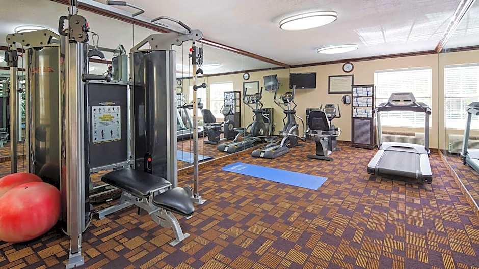 Best Western Plus Addison Dallas Hotel