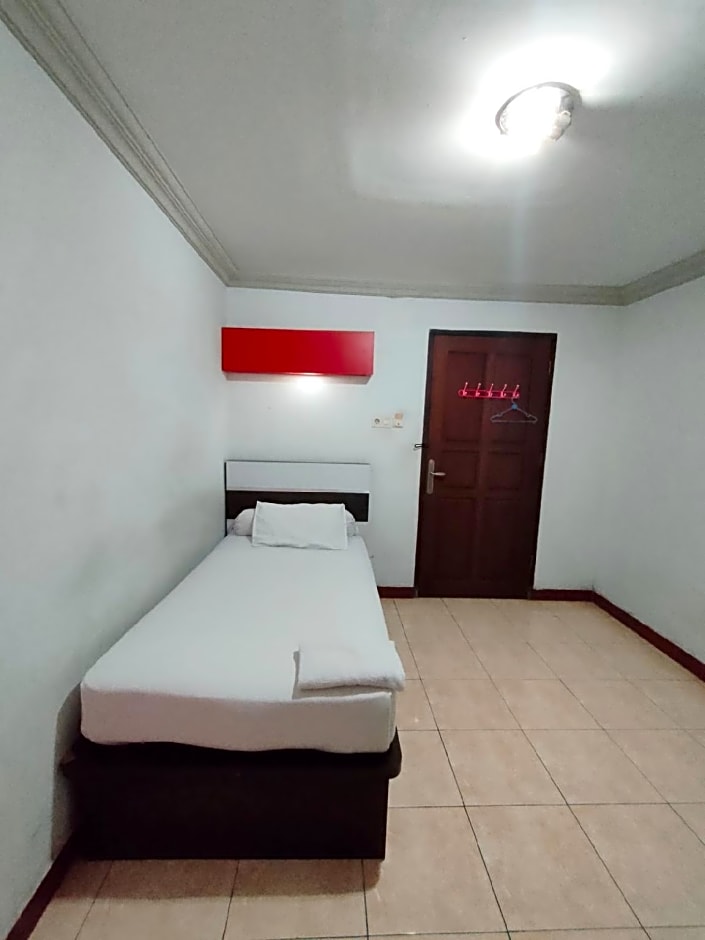 Hotel Riverside Manado