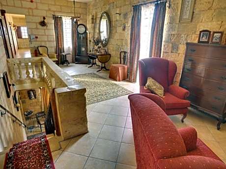 Double room-Comfort-Shared Bathroom-Garden View-Room n° 1