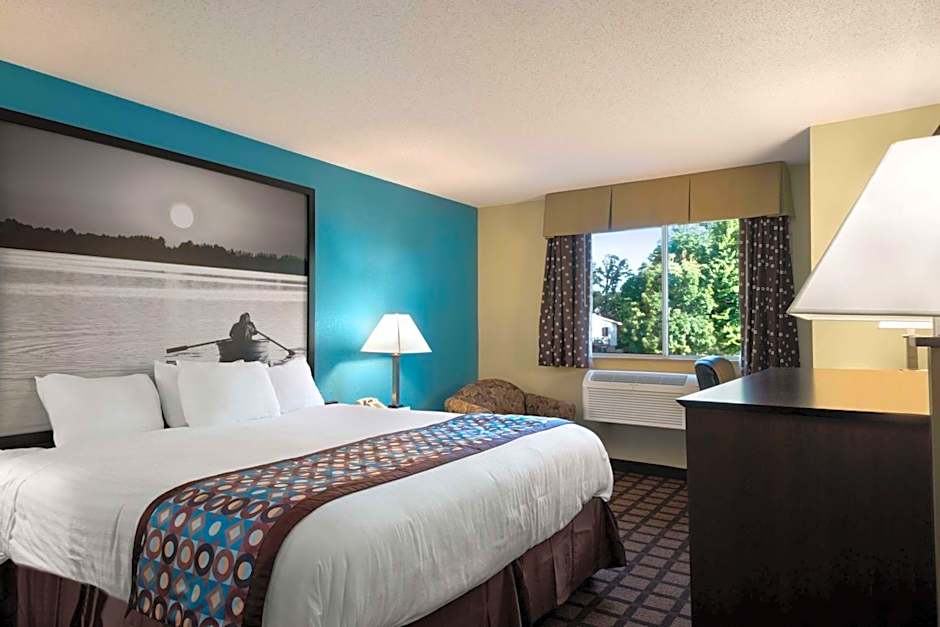 Super 8 by Wyndham Whitewater WI