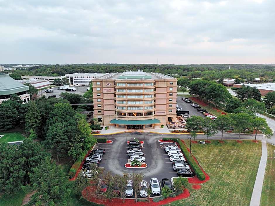 DoubleTree By Hilton Guest Suites & Conf. Center Chicago Downers Grove