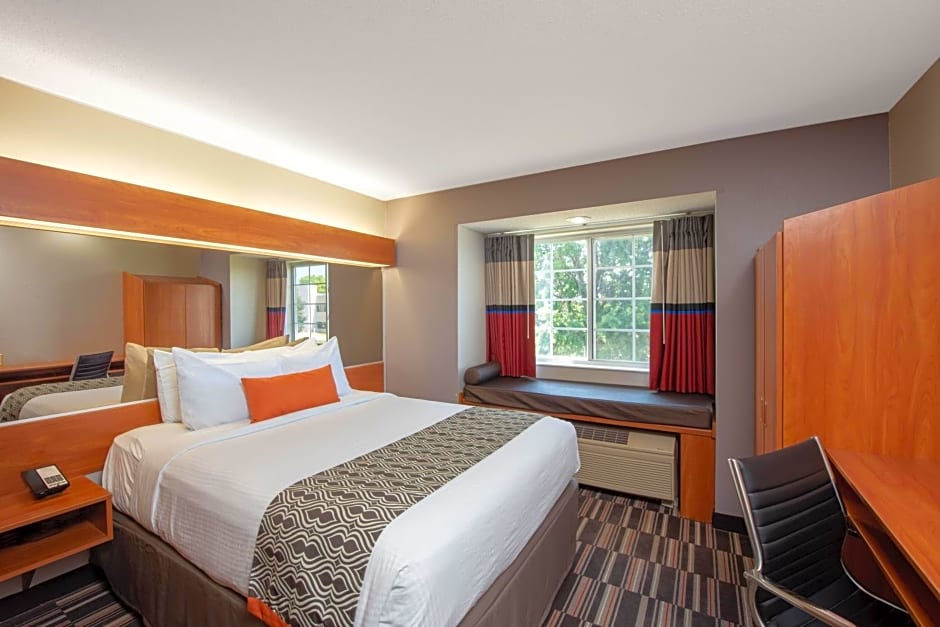 Microtel Inn & Suites By Wyndham Springfield