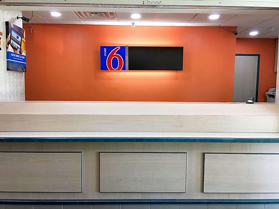 Motel 6 Minonk IL