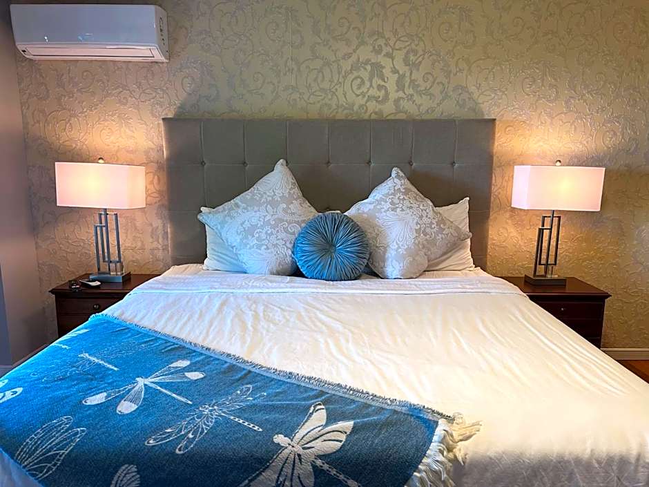Lee's Ocean Peek B & B