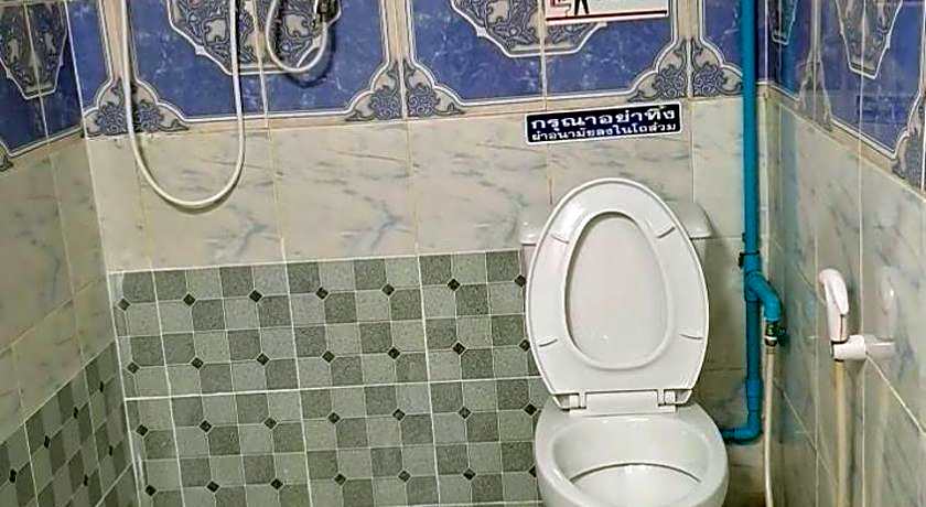 Runa Group House Samed 