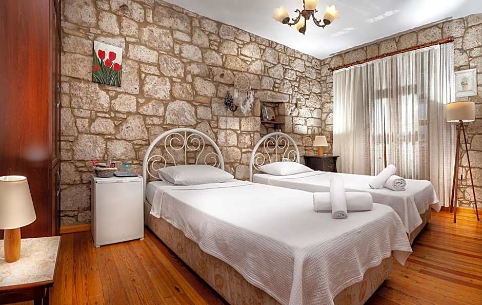 Flores Hotel Alaçatı