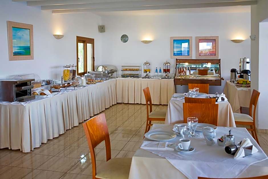 Yiannaki Hotel
