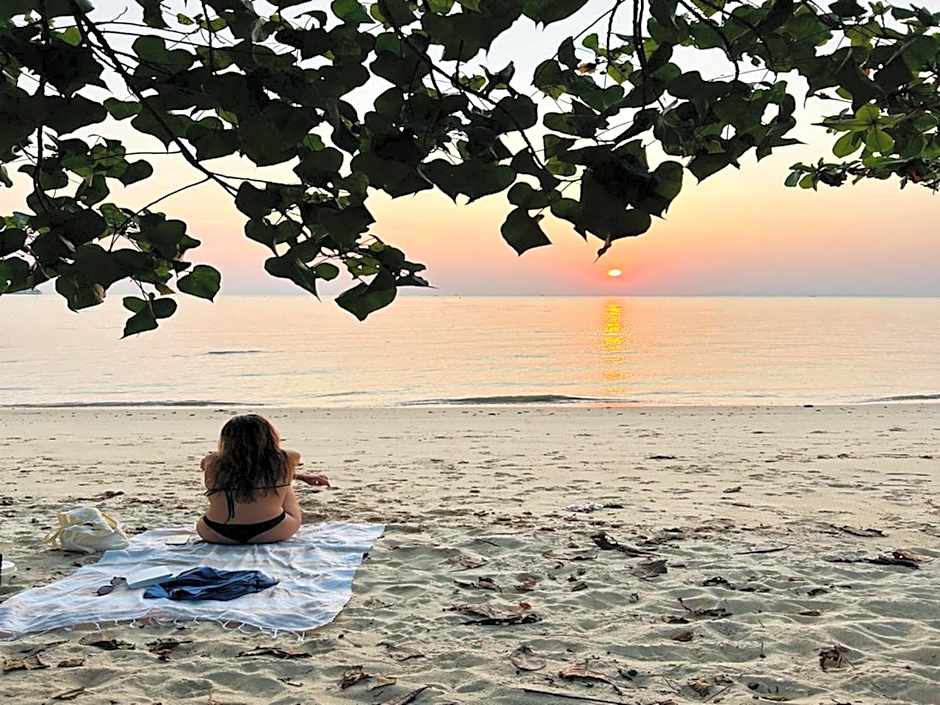 The Dreamcatcher Hostel Nathon SamuiSunset