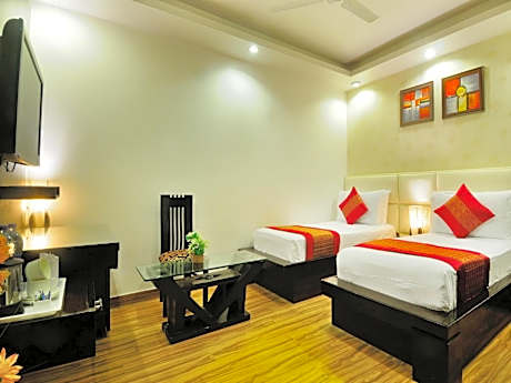 Deluxe Double or Twin Room