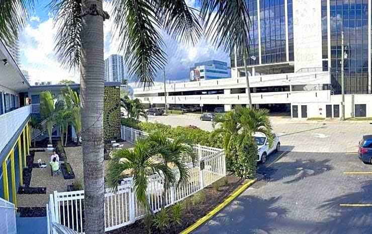 Wishes Biscayne Motel