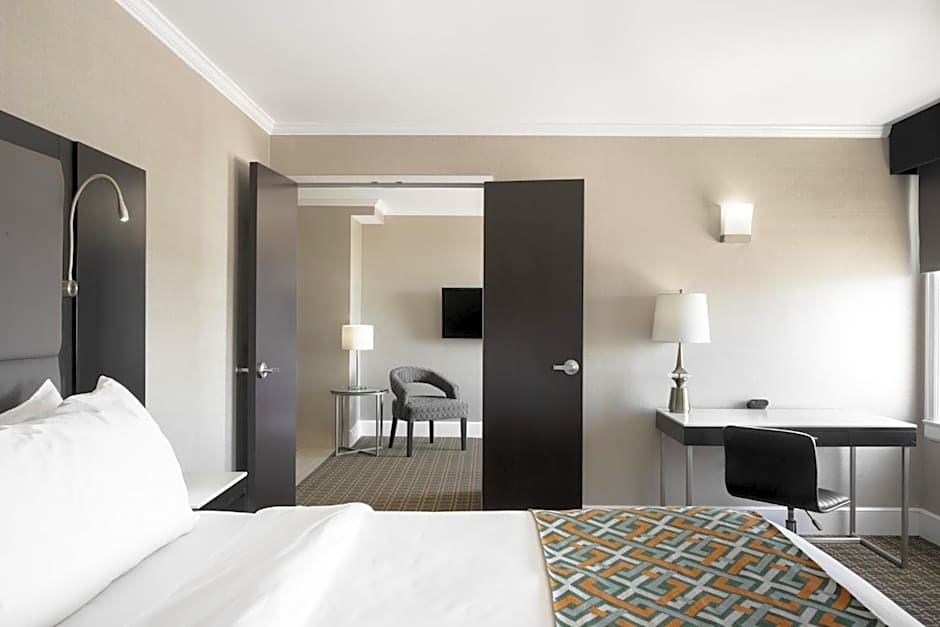 voco The Tiger Hotel, Columbia, MO By IHG