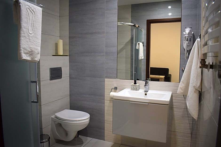 Sepia Restauracja & Noclegi