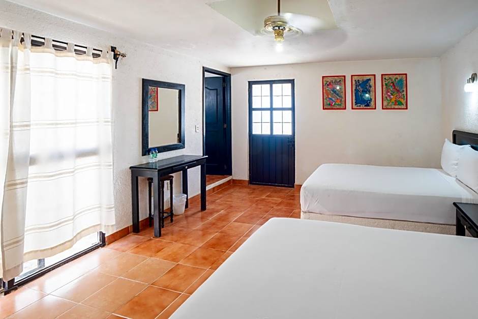 Villas del Sol Hotel & Bungalows