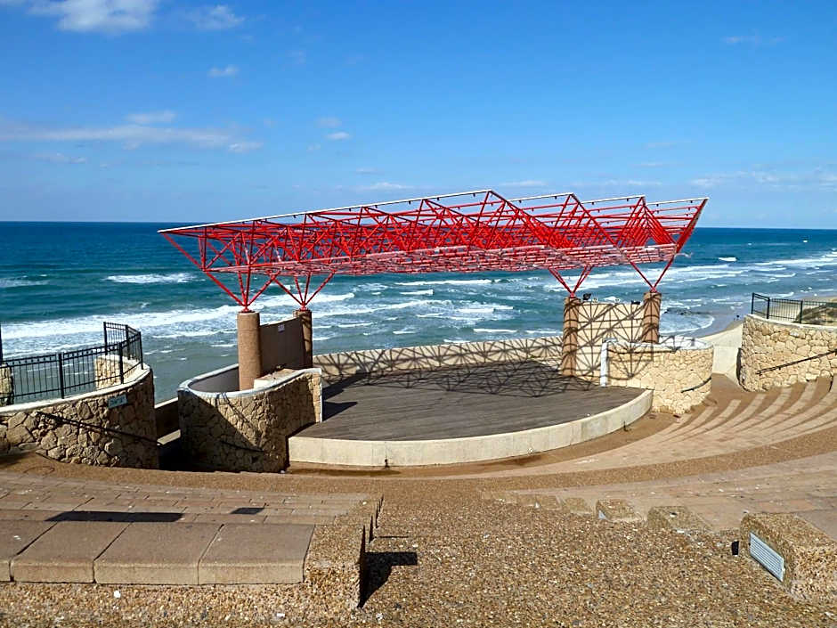 Mizpe Yam Boutique Hotel