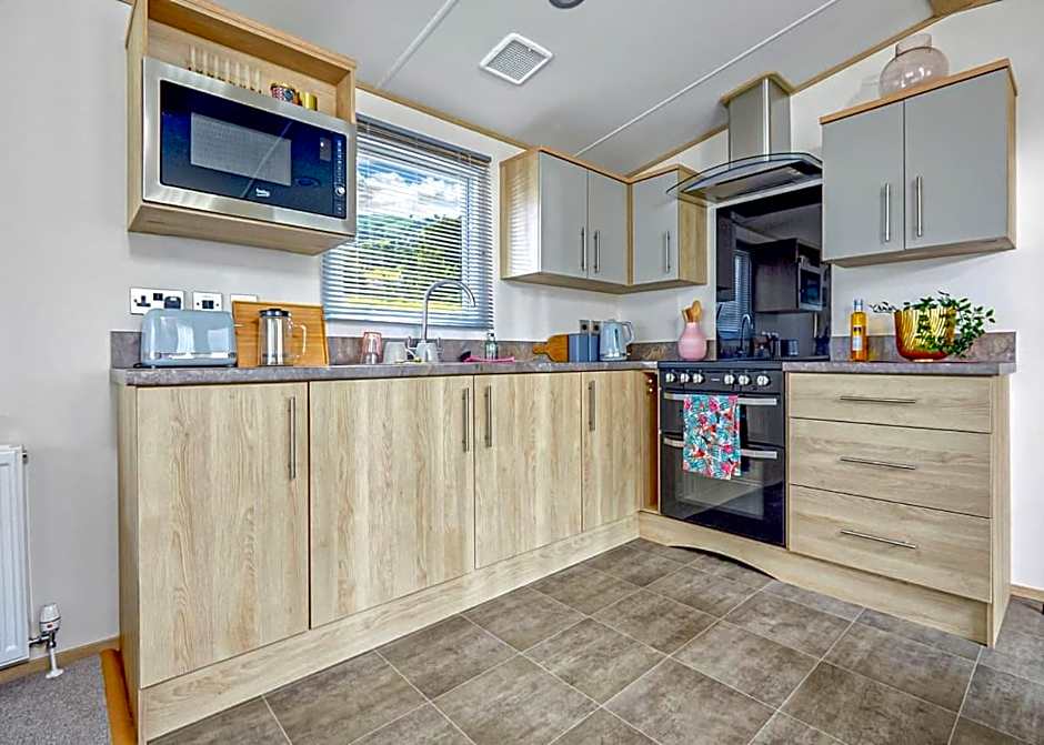 Willows Holiday Park