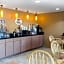 Super 8 by Wyndham Radcliff Ft. Knox Area