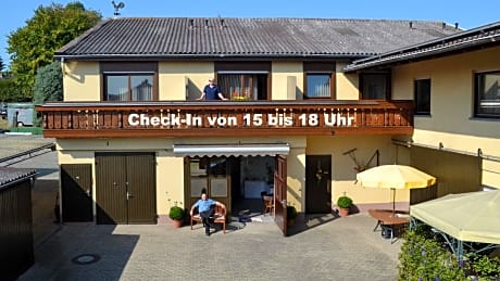 Mönchbergerhof Müller