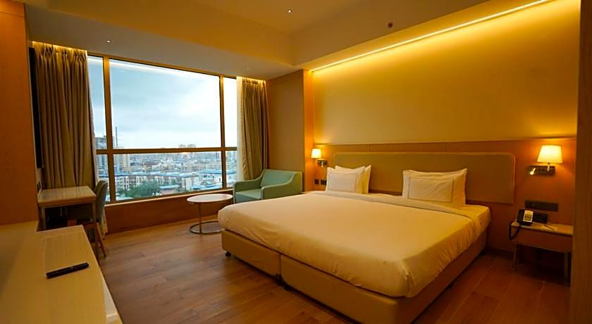 GCC Hotel and Club