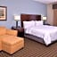 Holiday Inn Express & Suites Pittsburg