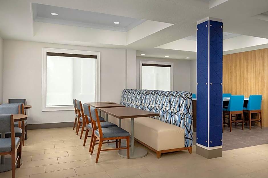 Holiday Inn Express & Suites Superior By IHG