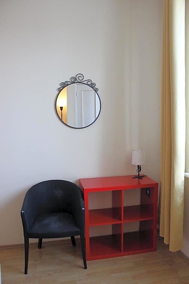 Viru Backpackers Hostel