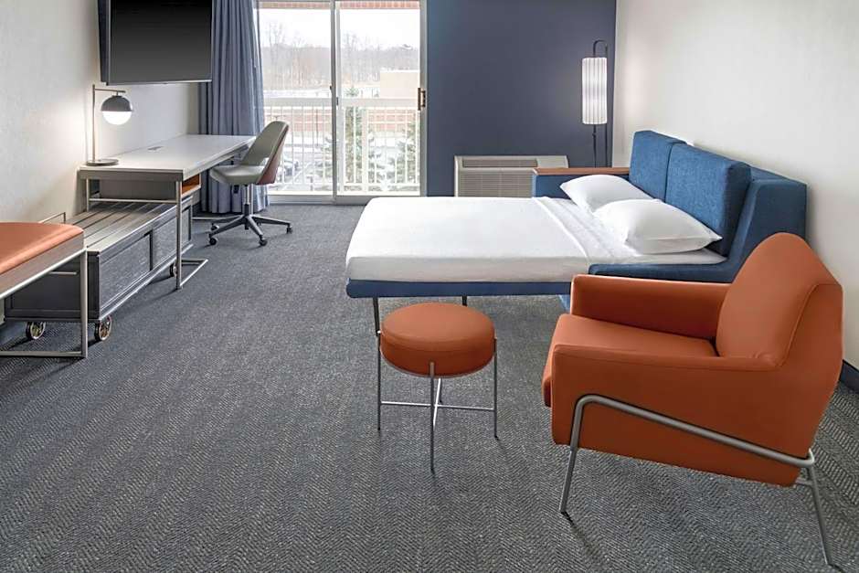 Courtyard by Marriott Cleveland Airport South