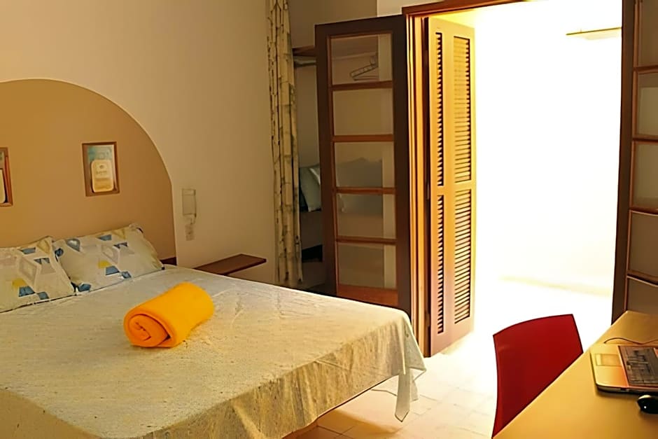 Flat perto de 3 praias com vaga e cozinha completa