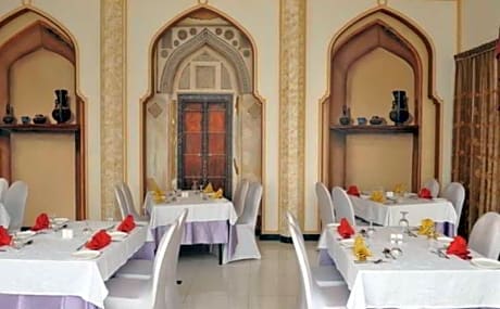 Al Maha International