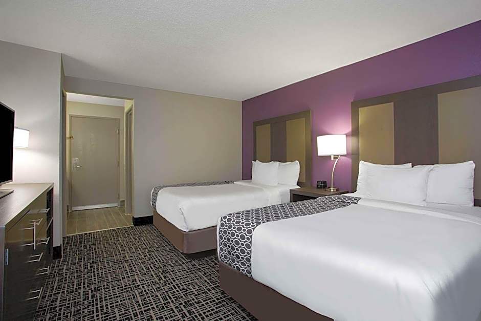 La Quinta Inn & Suites by Wyndham Roanoke Salem