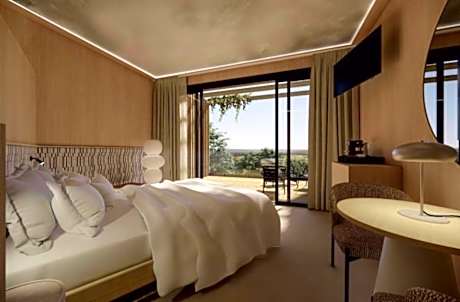 Nature Lodge with Garden View