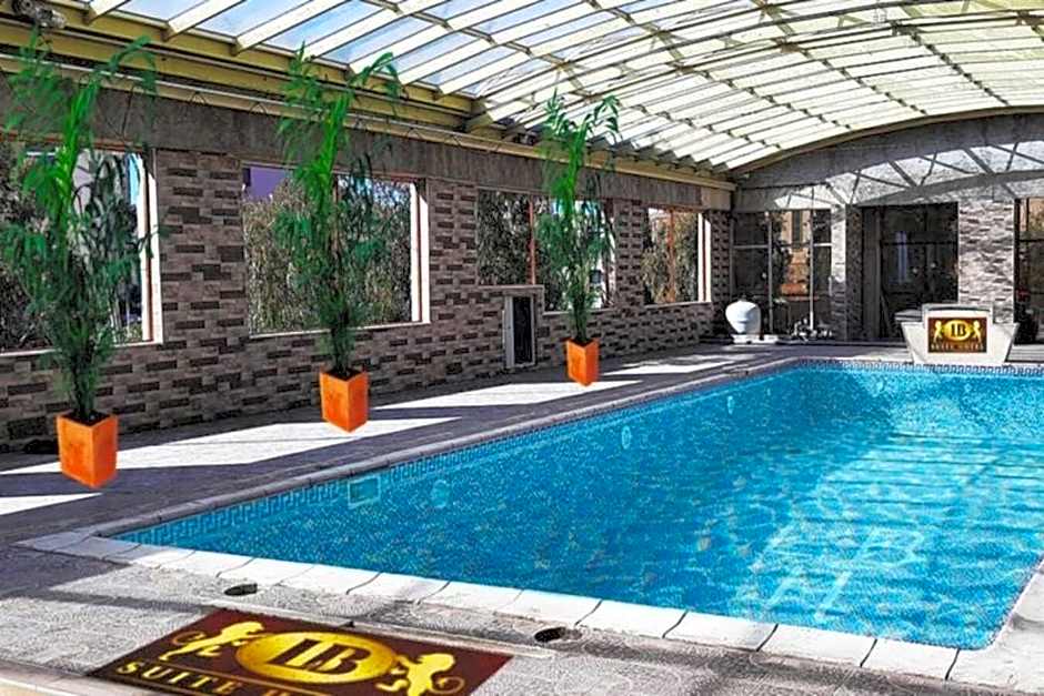 LB Suites Hotel