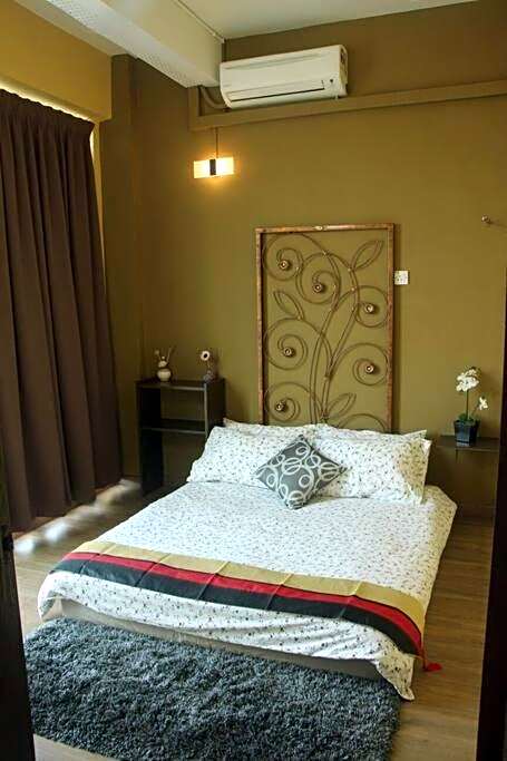 1 MINUTES TO TOWER SENTRAL INTAN HOMESTAY 6 ROOMS