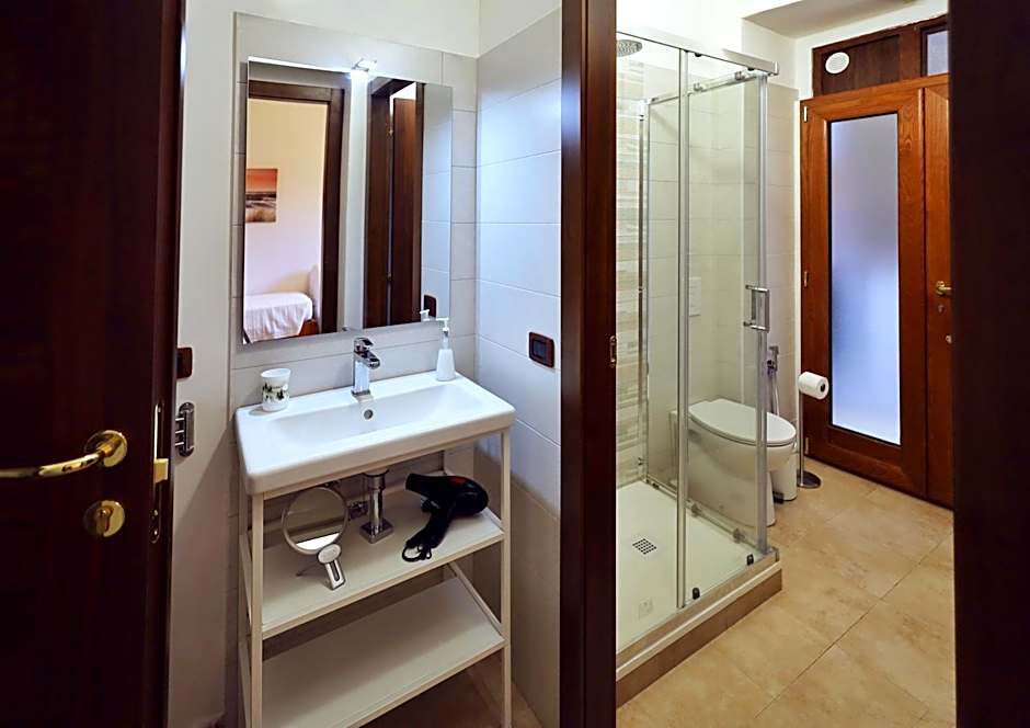 Cataneasy Rooms