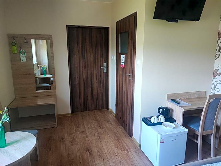 Restauracja "AS"- Noclegi