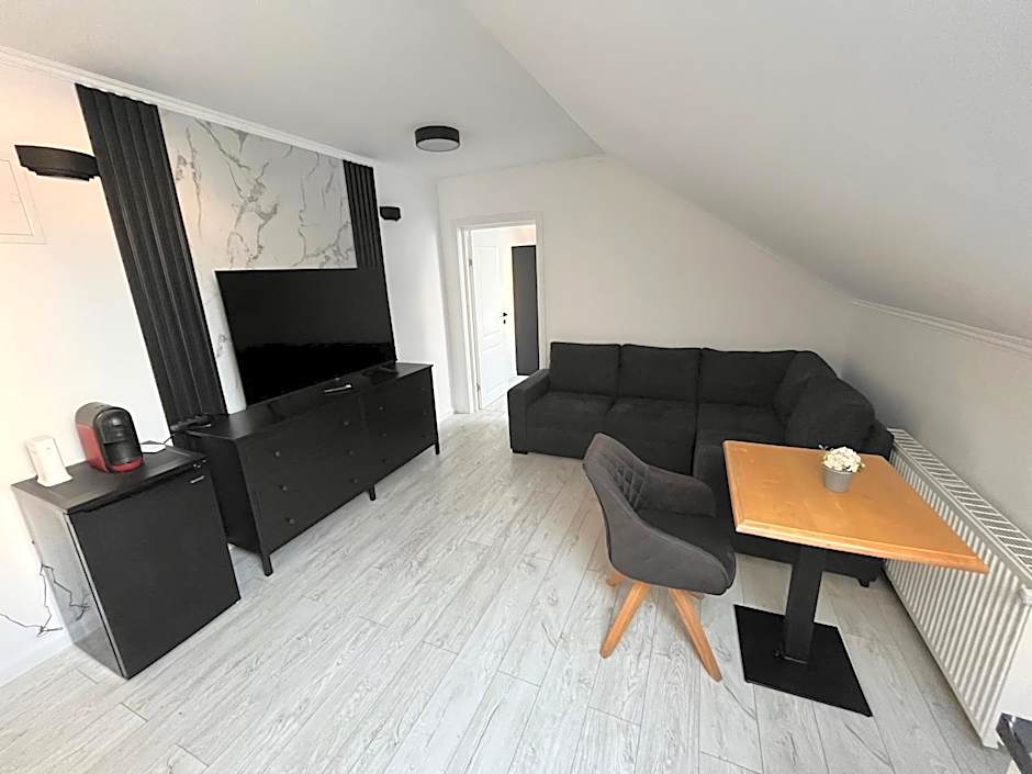 Lira Holiday Apartments