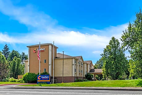Comfort Suites Clackamas