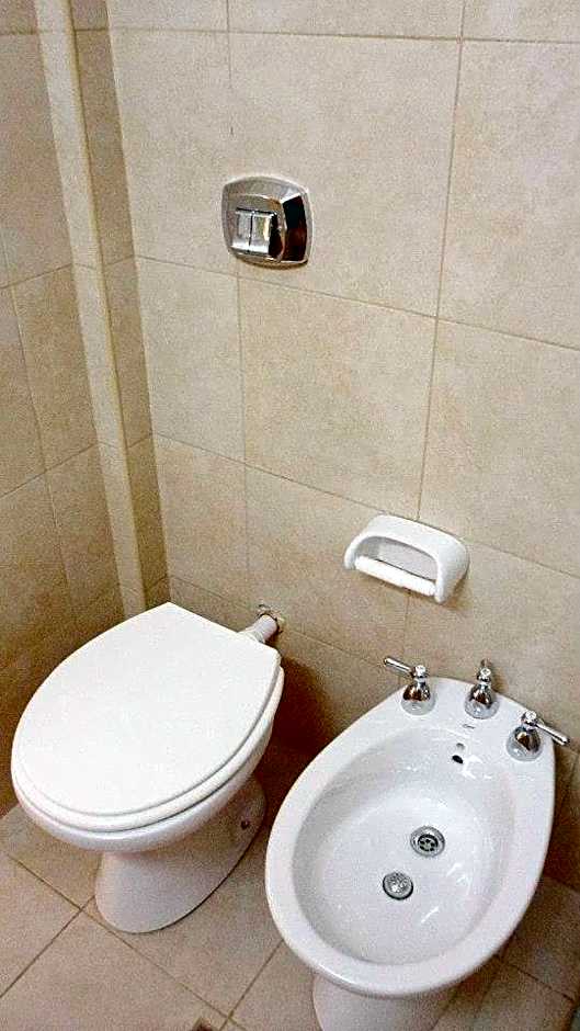 Juramento de Lealtad Townhouse Hotel