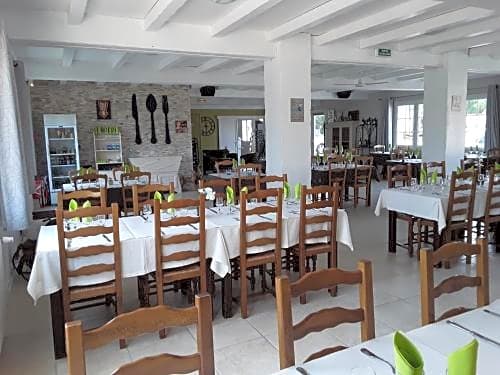 Le Mareuillais Hotel-Restaurant