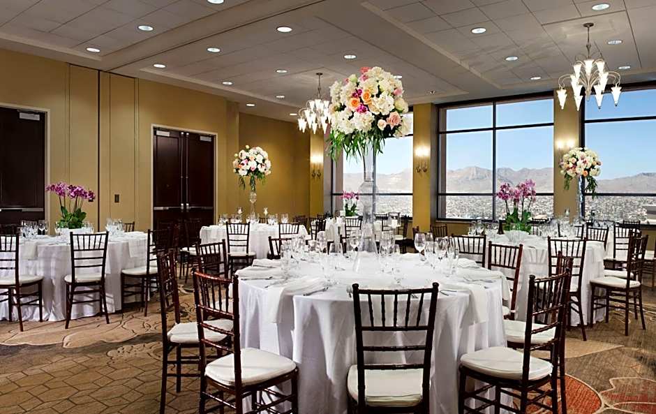 DoubleTree by Hilton Hotel El Paso Downtown