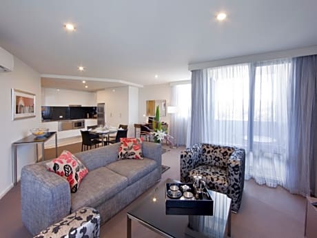 1 Bedroom Premier Apartment