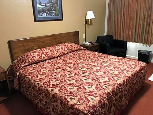 Travelers Inn