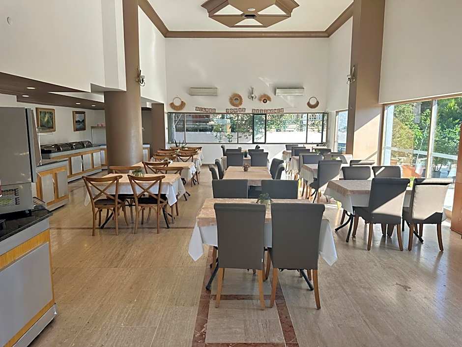Silver Tower Family Apart Otel