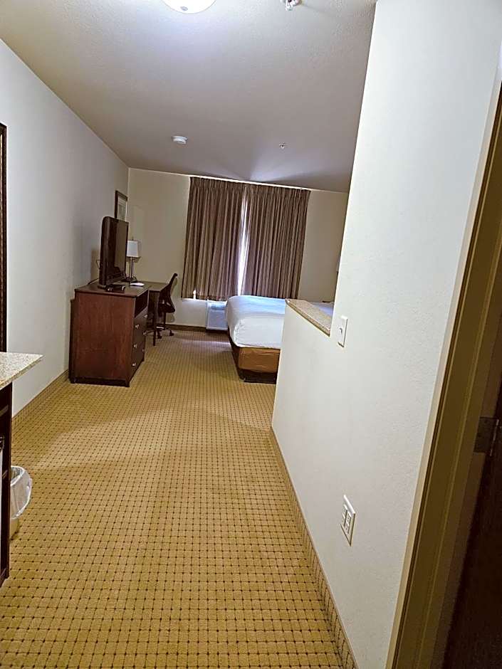 Cobblestone Inn & Suites - Bloomfield