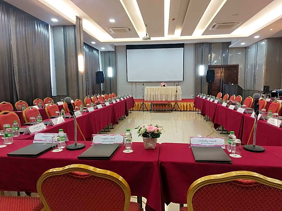 Vareena Palace Hotel