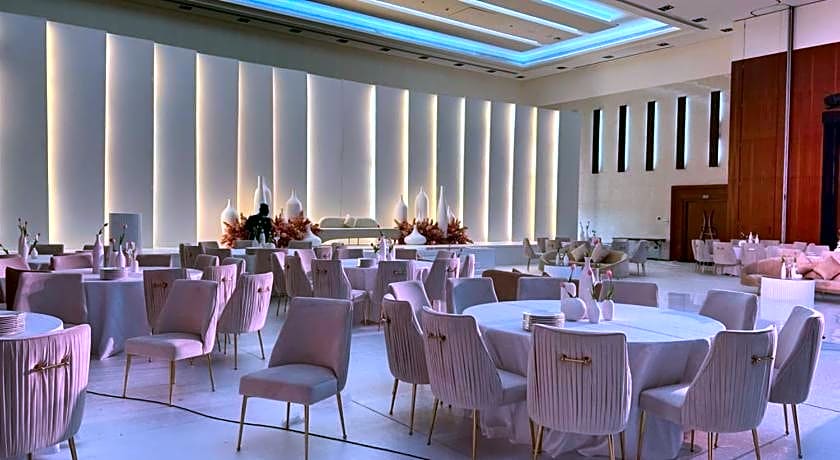 Novotel Fujairah Hotel