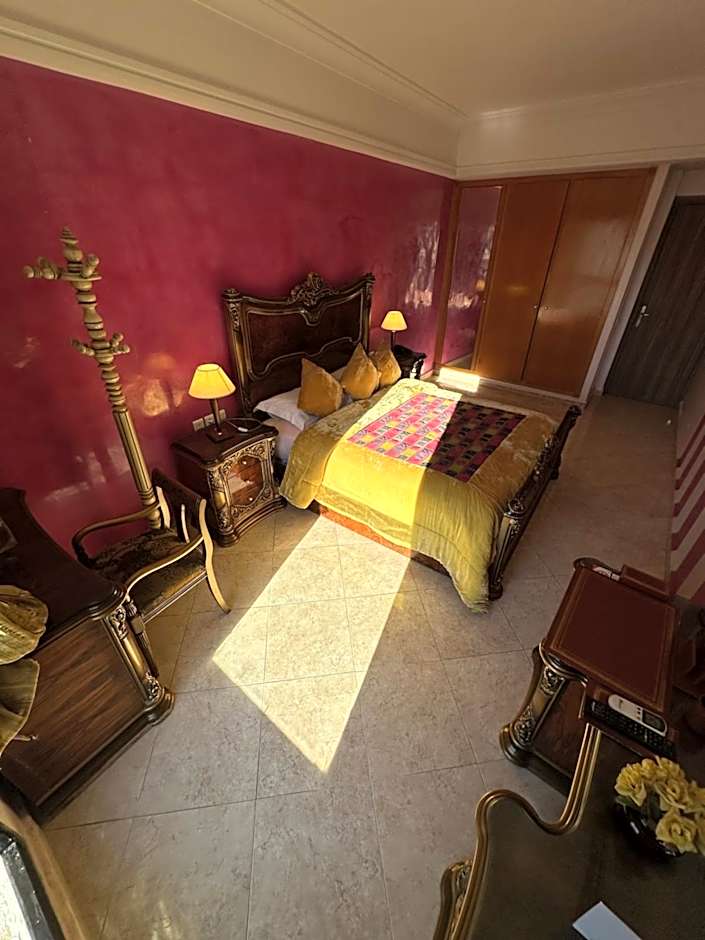 Hotel Mounia