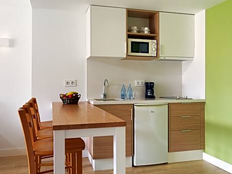 PREMIUM SEE VIEW 1 BEDROOM 1ADULT