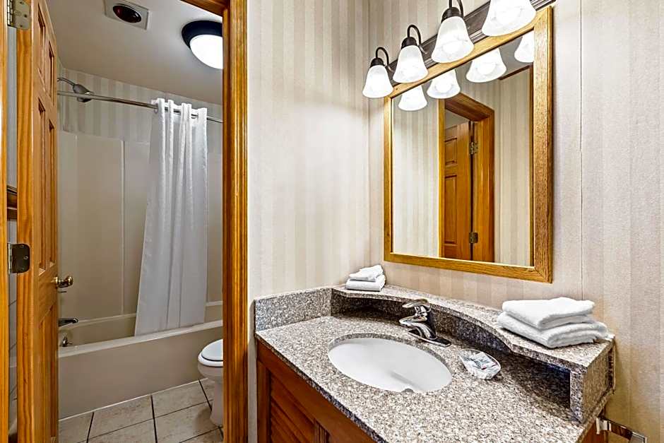 Best Western Adirondack Inn
