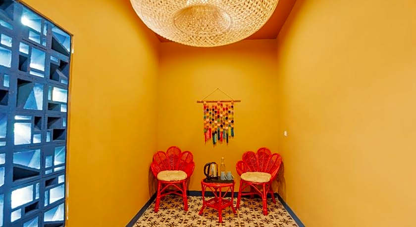 Por Aqui Stay & Dine