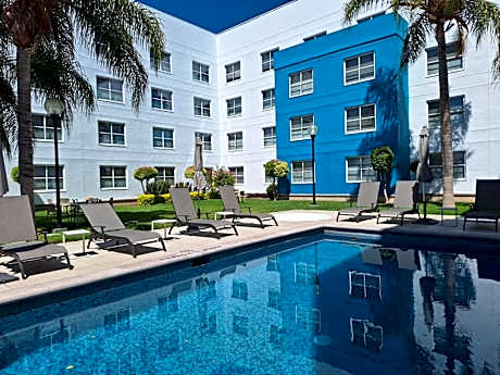 Sierra Suites By HP Hotels